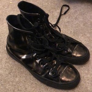 Black Metallic Hightop Converse Size 7 Women’s